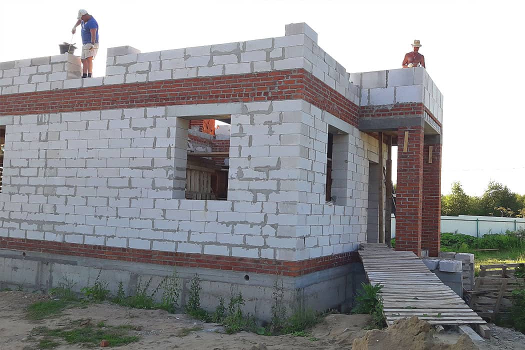 Построить дом в Кропоткине или Гулькевичи недорого из кирпича и блоков